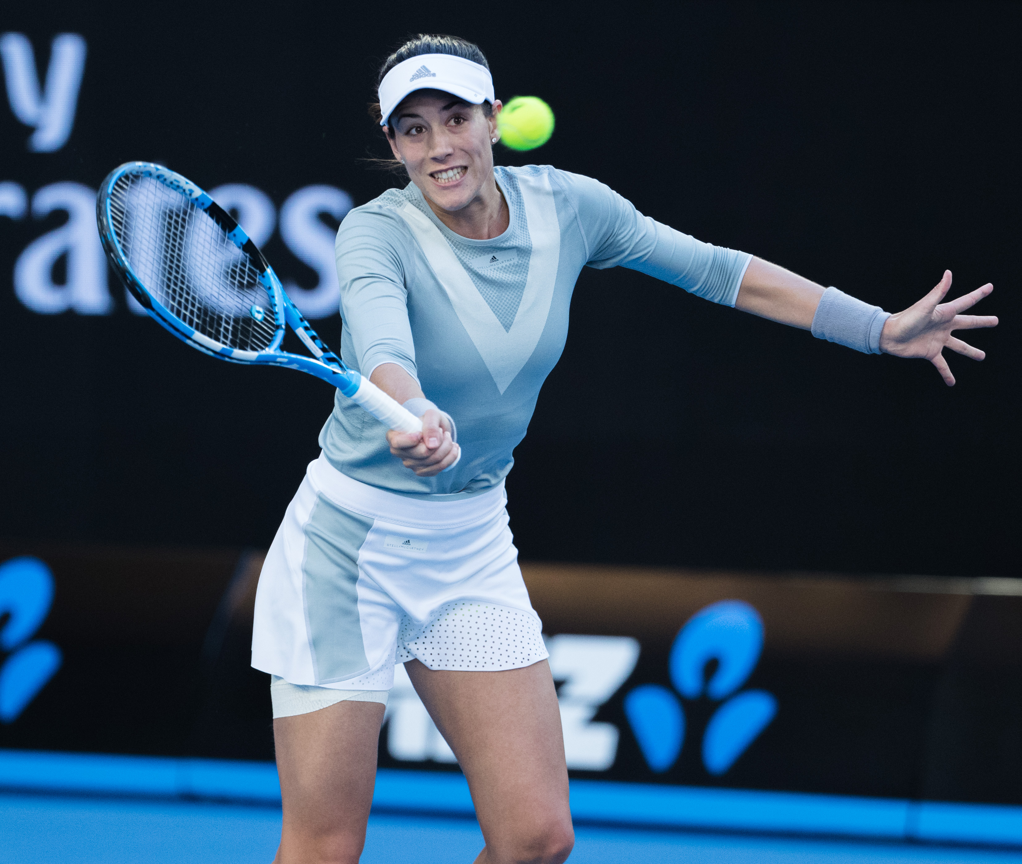 开云体育-反败为胜引发热议！，穆古鲁扎在雄鹿比赛中大比分获胜赢得满堂喝彩(穆古鲁扎世界排名)